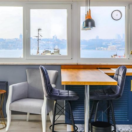 Vibrant Flat 500 M To Uskudar Ferry Station Daire İstanbul Dış mekan fotoğraf