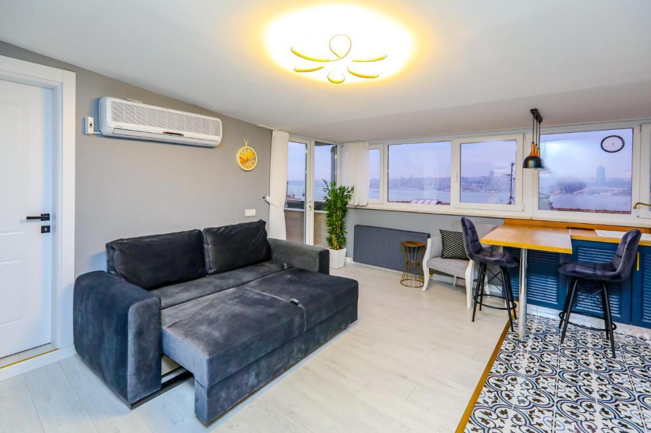 Vibrant Flat 500 M To Uskudar Ferry Station Daire İstanbul Dış mekan fotoğraf